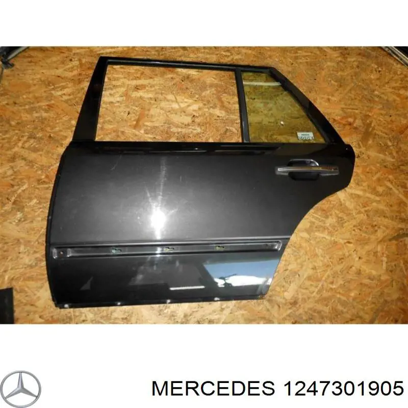Двері пасажирськи задні ліві на Mercedes E  S124