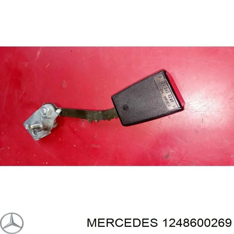 A2018603469 Mercedes Важіль фіксації ременя безпеки, правий