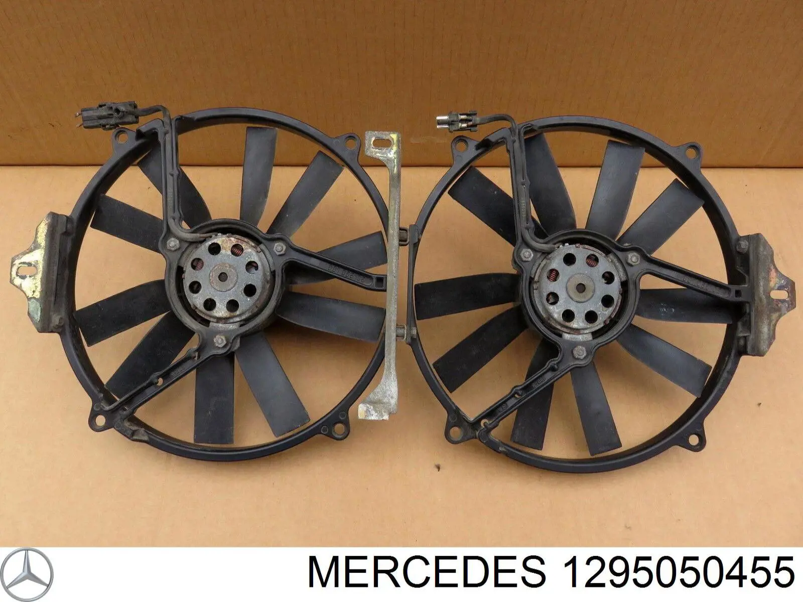 Купити A1295050455 Mercedes Електровентилятор охолодження в зборі (двигун + крильчатка), лівий