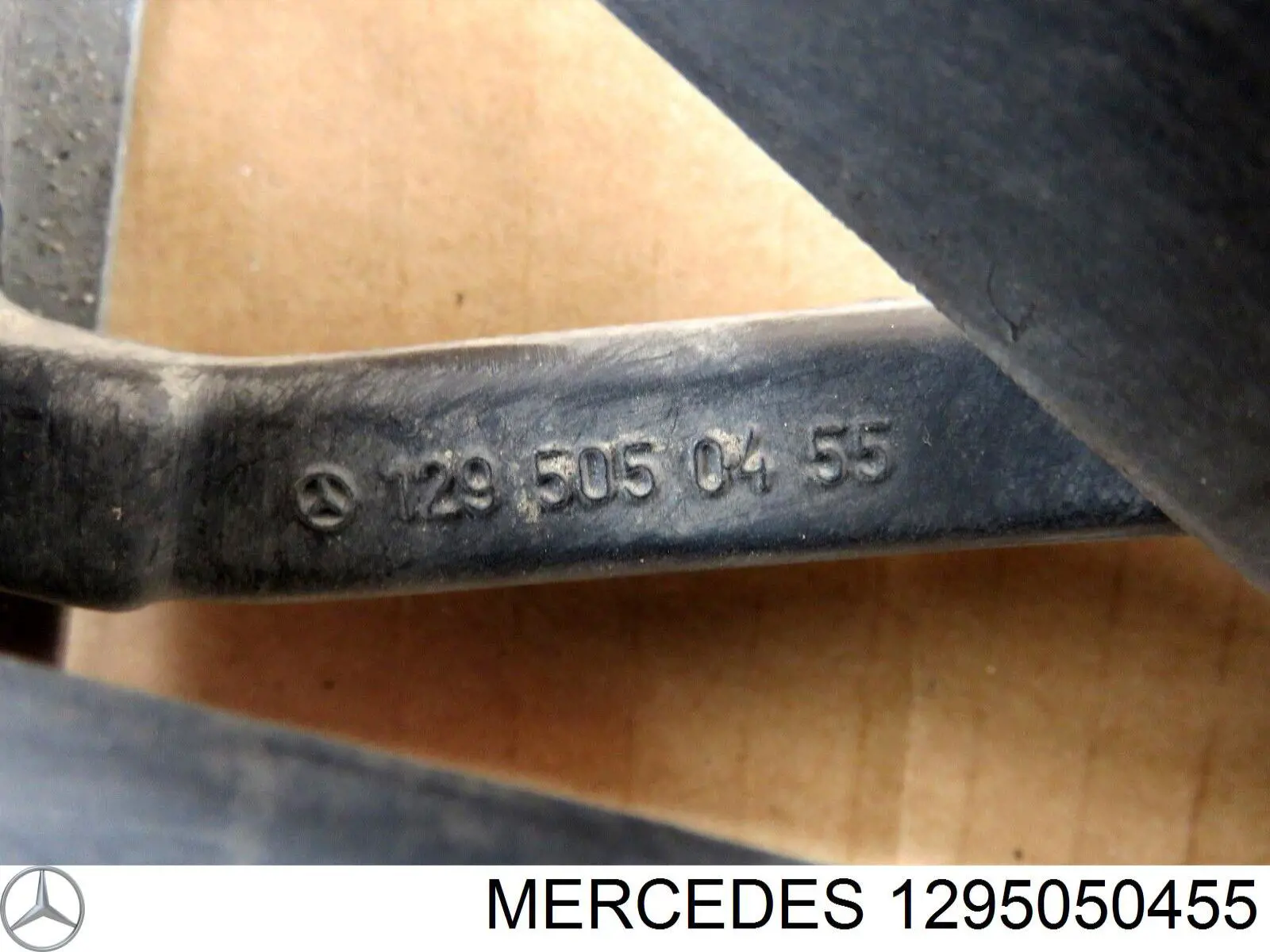 Вентилятор системи охолодження лівий Mercedes A1295050455 ціна, від 71.55 USD