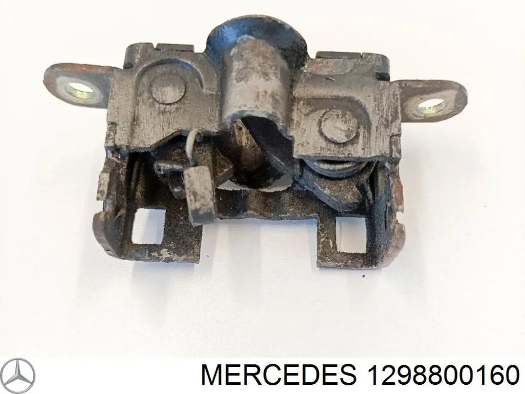 Замок капота Mercedes A1298800160 ціна, від 11.25 USD