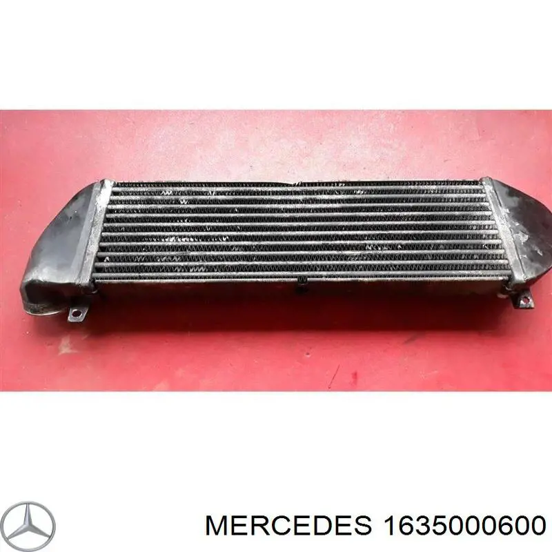  1635000600 Mercedes