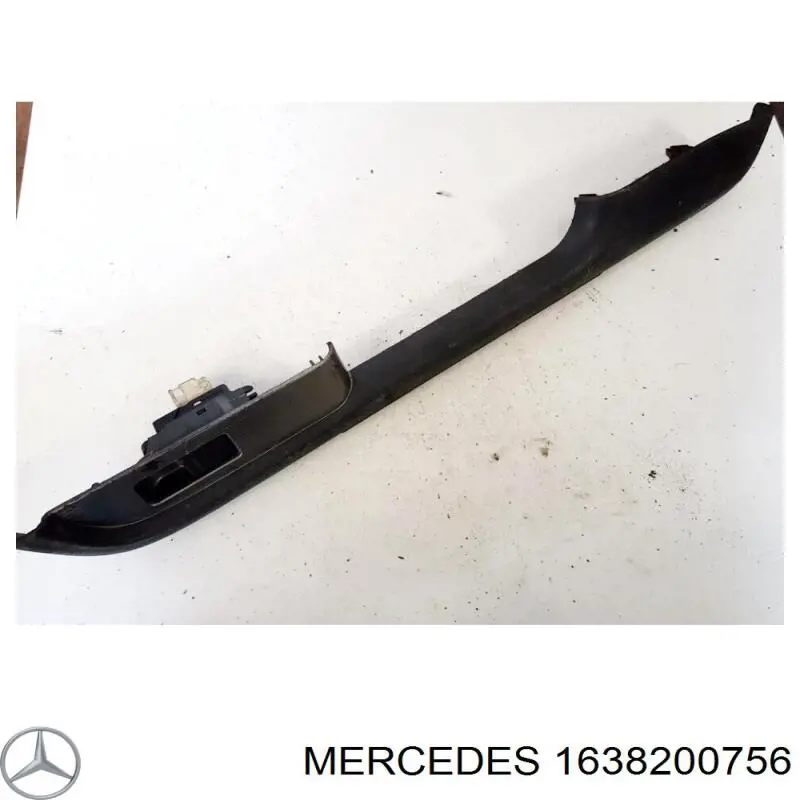 A1638200756 Mercedes Ліхтар освітлення номерного знака