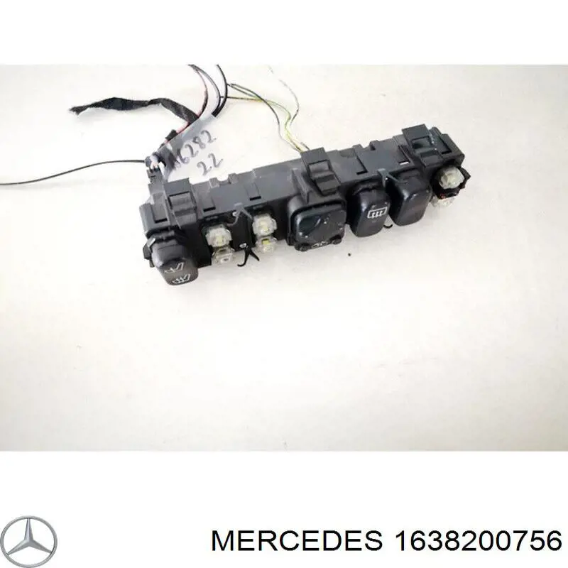 Ліхтар підсвічування заднього номерного знака Mercedes A1638200756 ціна, від 4.97 USD