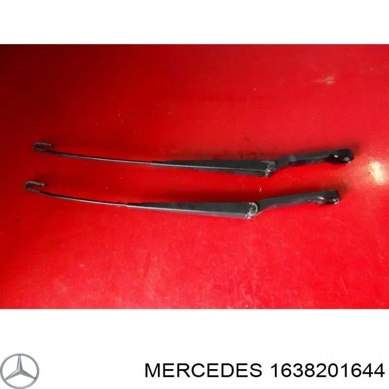 Важіль-поводок склоочисника лобового скла на Mercedes ML/GLE (W163)