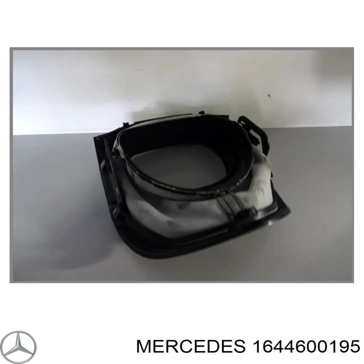 A16446001959051 Mercedes Накладка рульової колонки