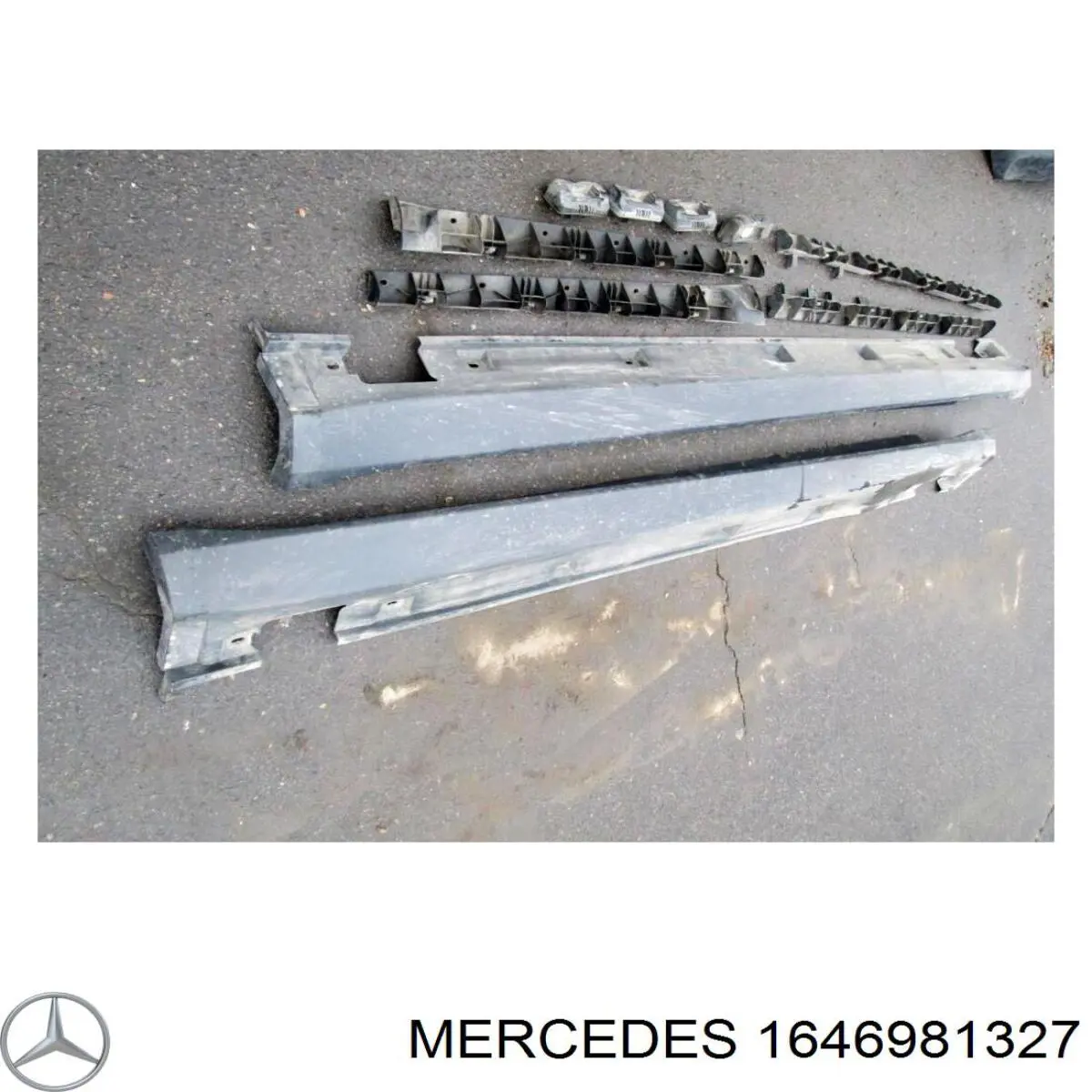 Купити A1646981327 Mercedes Кронштейн зовнішньої накладки лівого порога