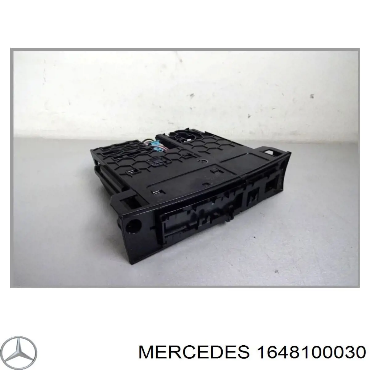  1648100030 Mercedes