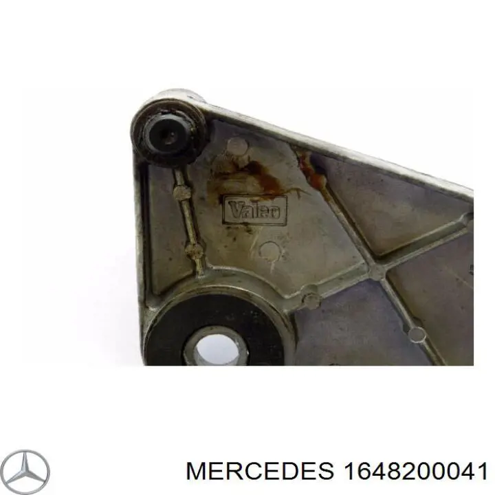 Трапеція склоочисника на Mercedes ML-Class (W164)