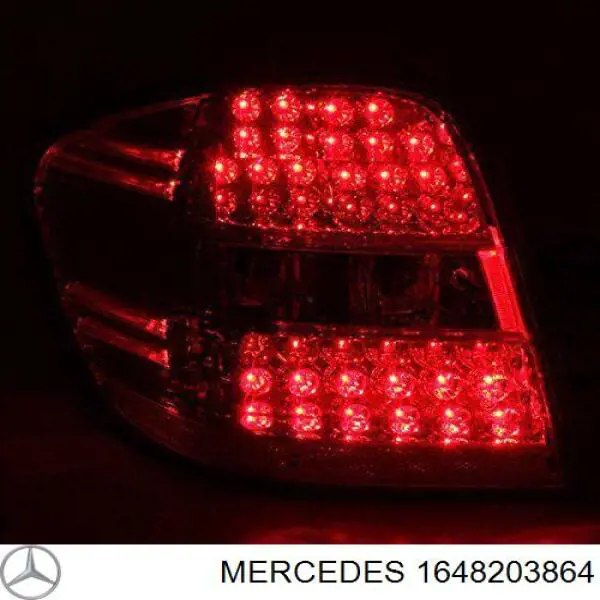 1648202064 Mercedes ліхтар задній правий