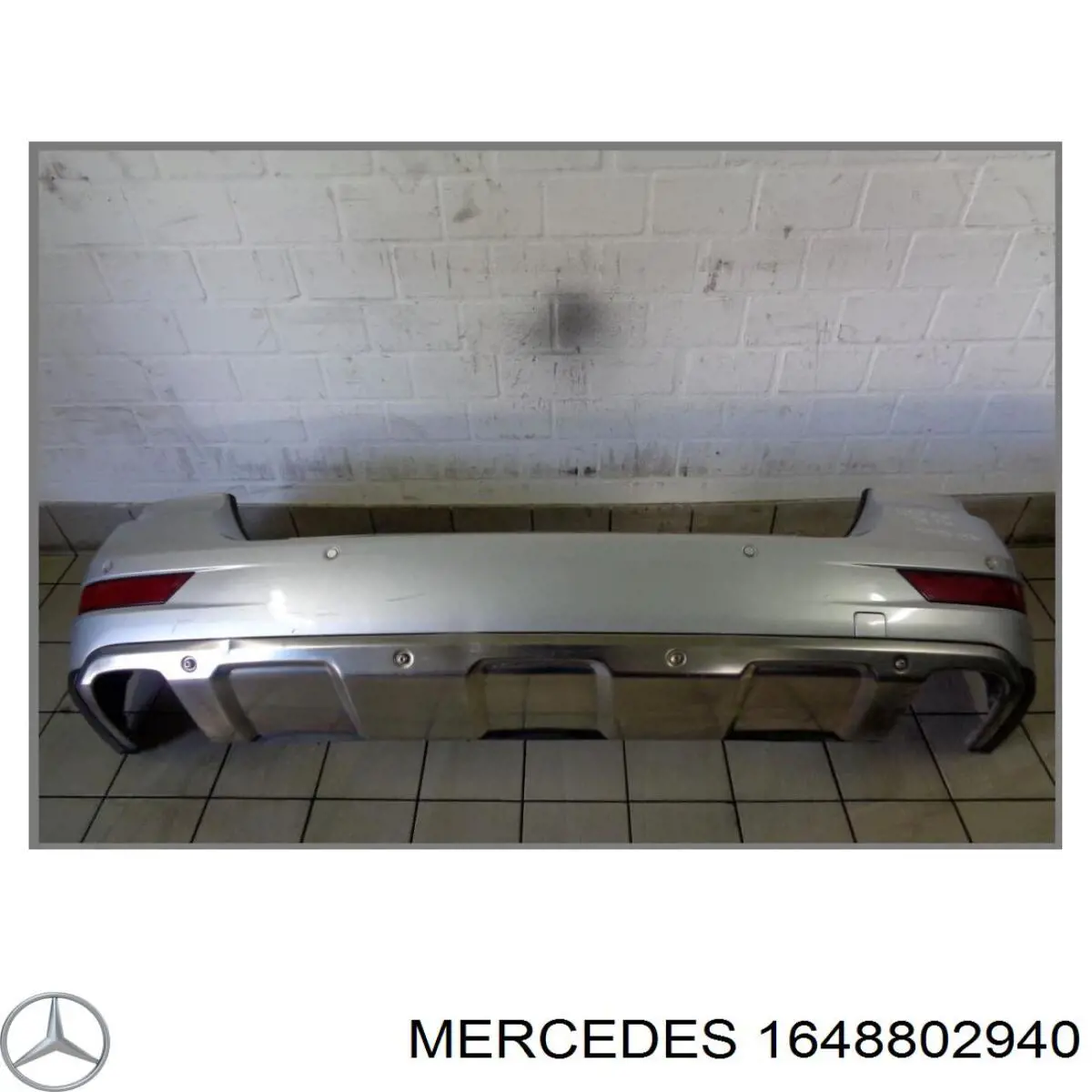 Купити A1648802940 Mercedes Бампер задній, верхня частина