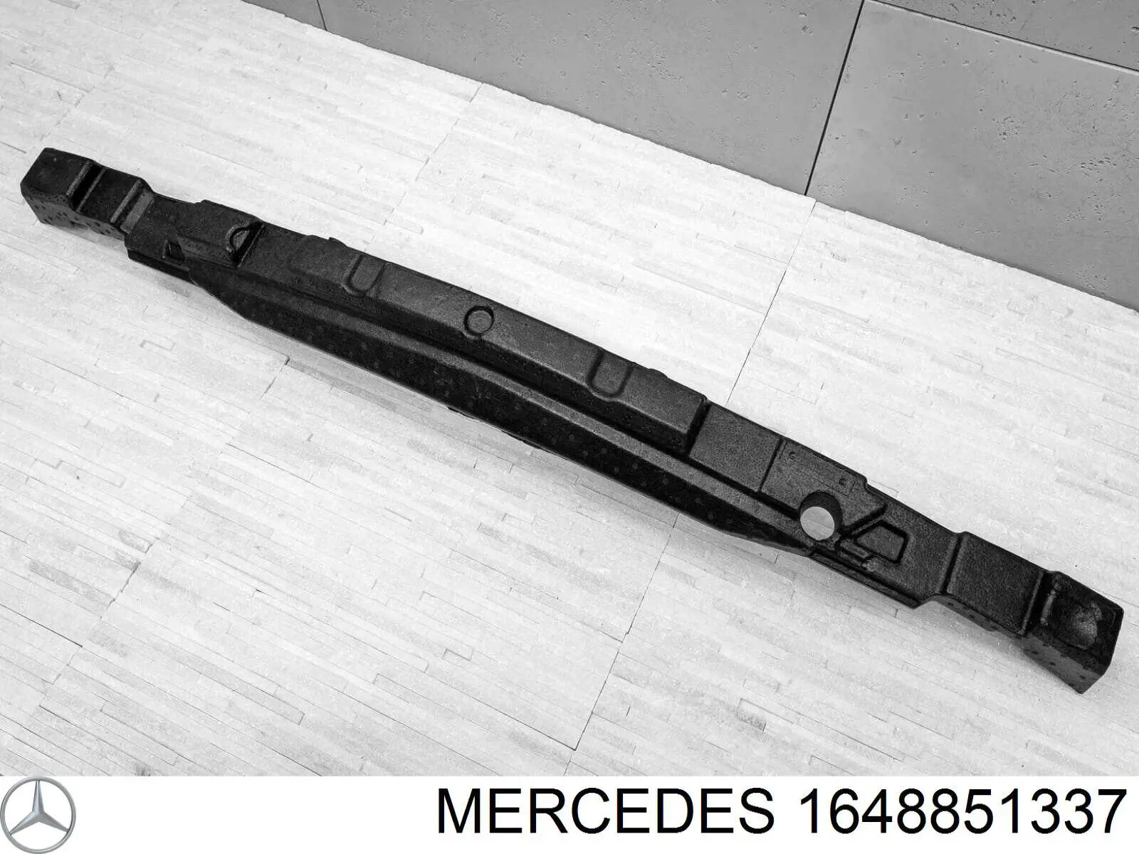 A1648851337 Mercedes Наповнювач бампера переднього