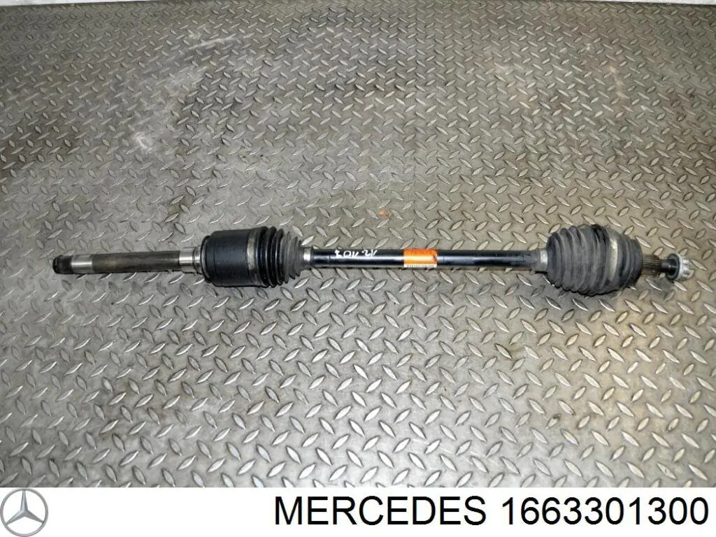 1663301501 Mercedes піввісь (привід передня, права)