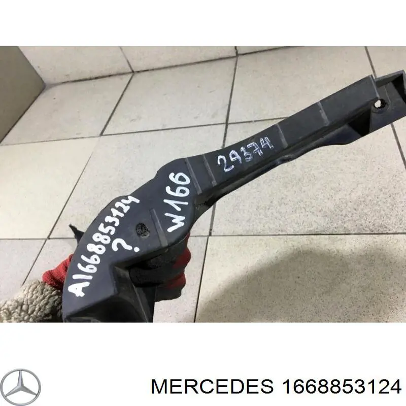  A1668853124 Mercedes