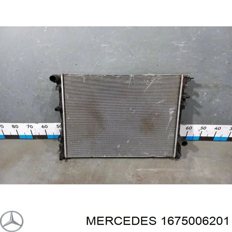 Радіатор охолодження двигуна на Mercedes ML/GLE W167