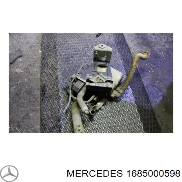  Mercedes 1685000598