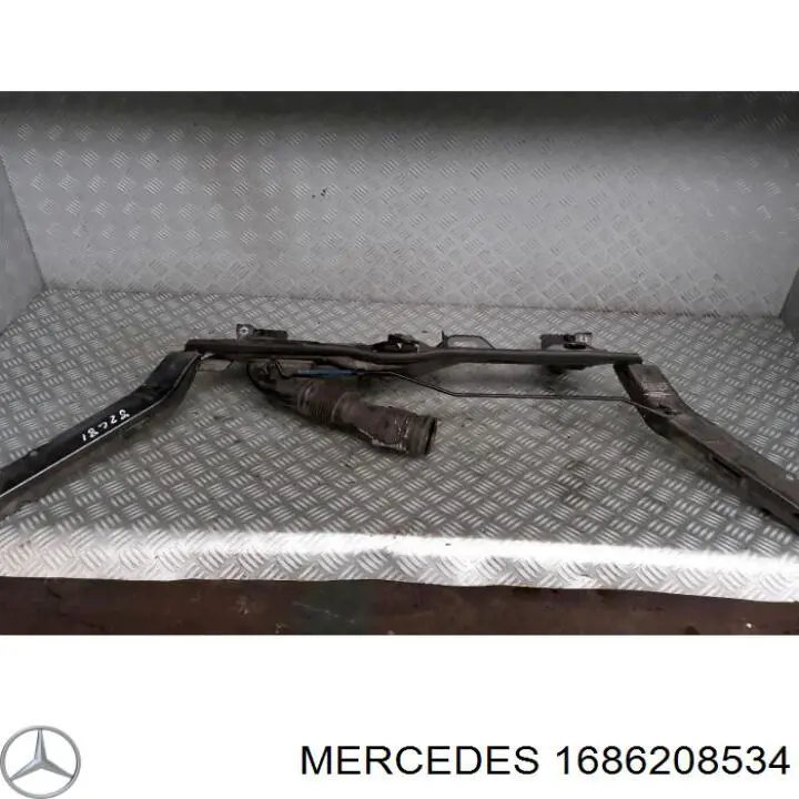 Панель передня Mercedes A1686202234 ціна, від 18.14 USD