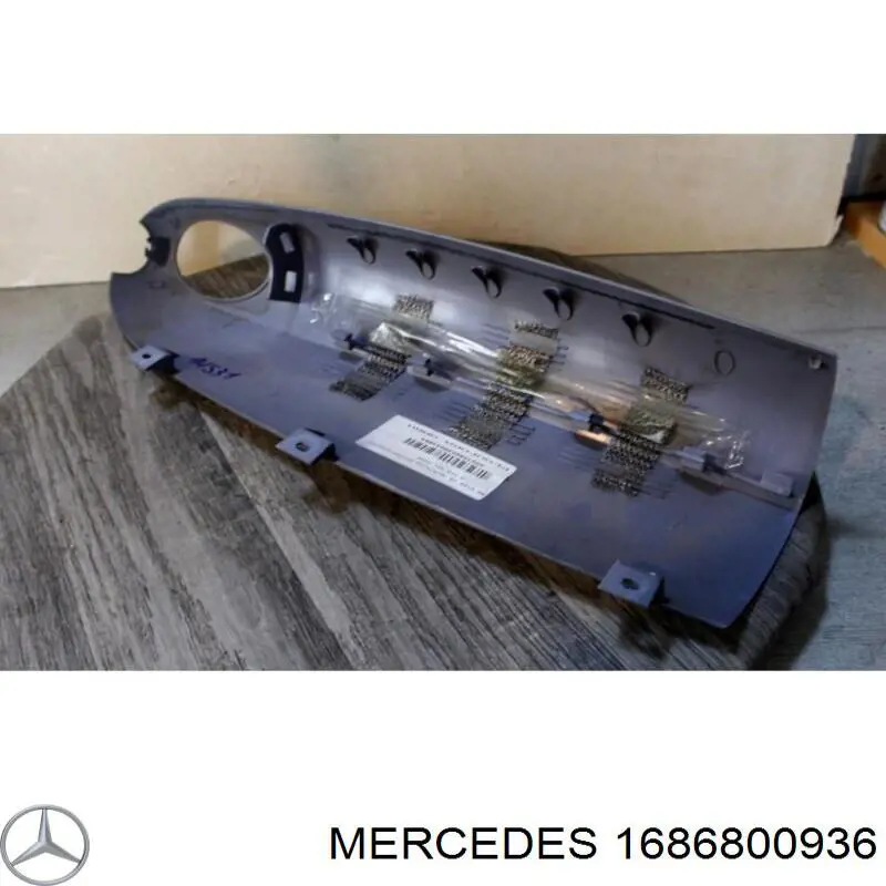  1686800936 Mercedes