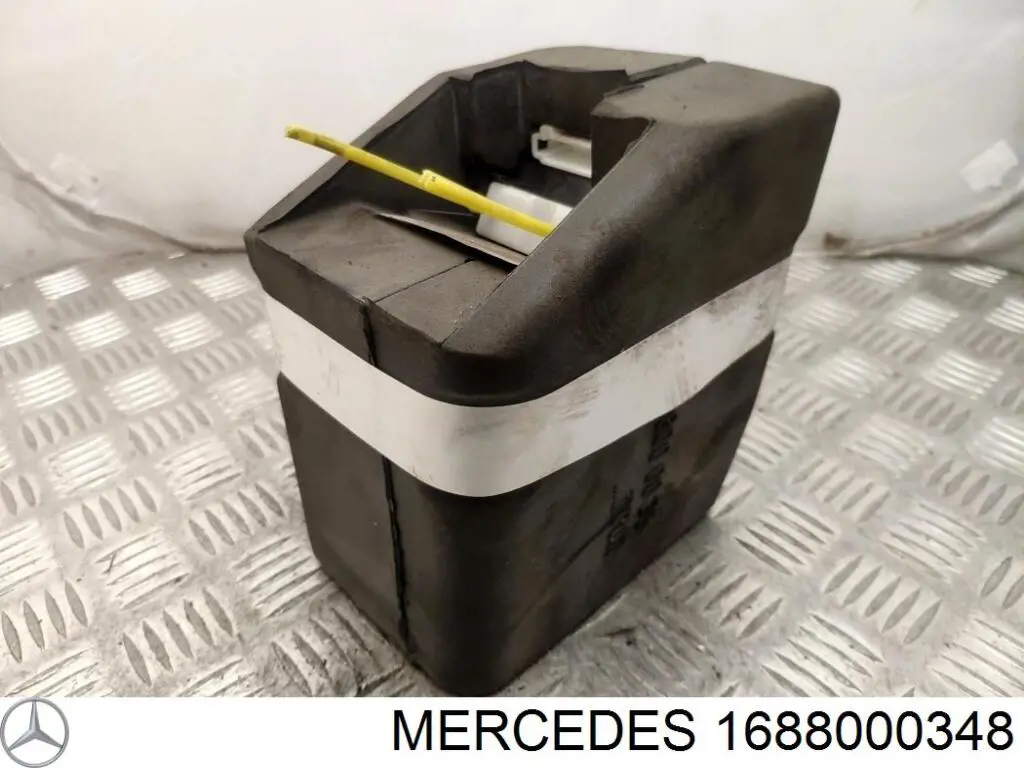 Насос пневматичної системи кузова на Mercedes A-Class (W168)