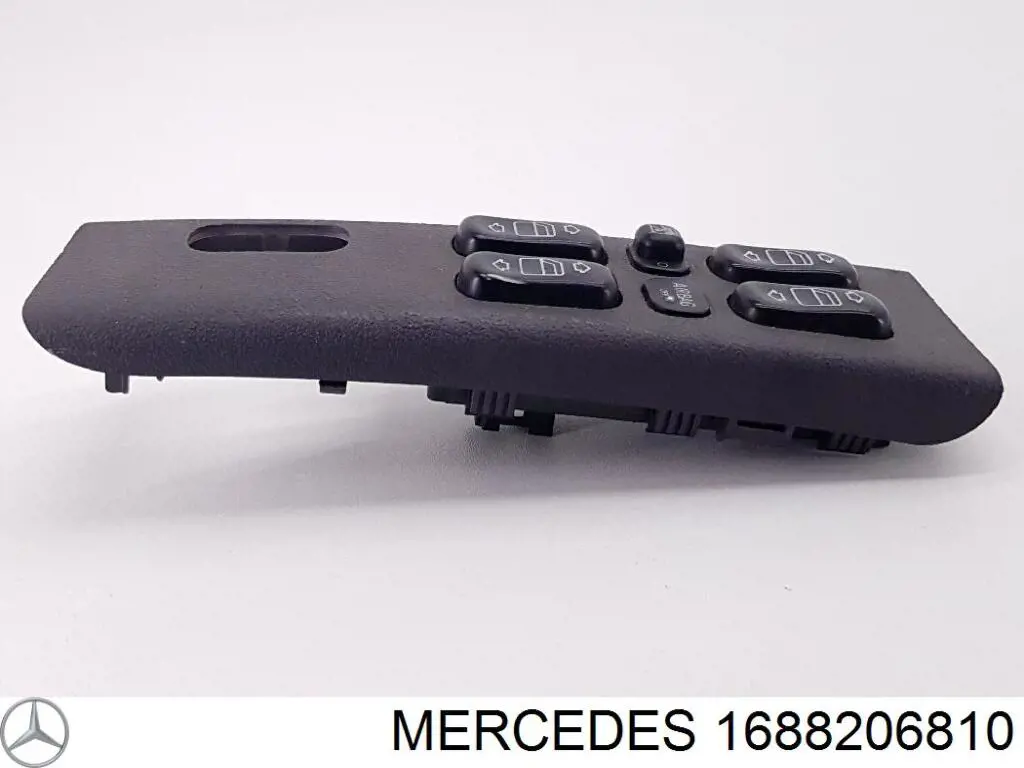 Кнопковий блок керування склопідіймачами центральної консолі Mercedes A1688206810 ціна, від 28.22 USD