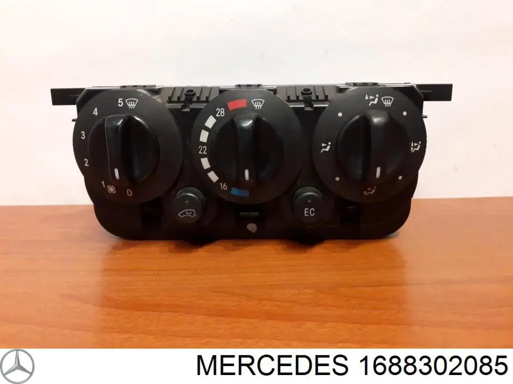 Блок управління кондиціонером A1688302285 Mercedes