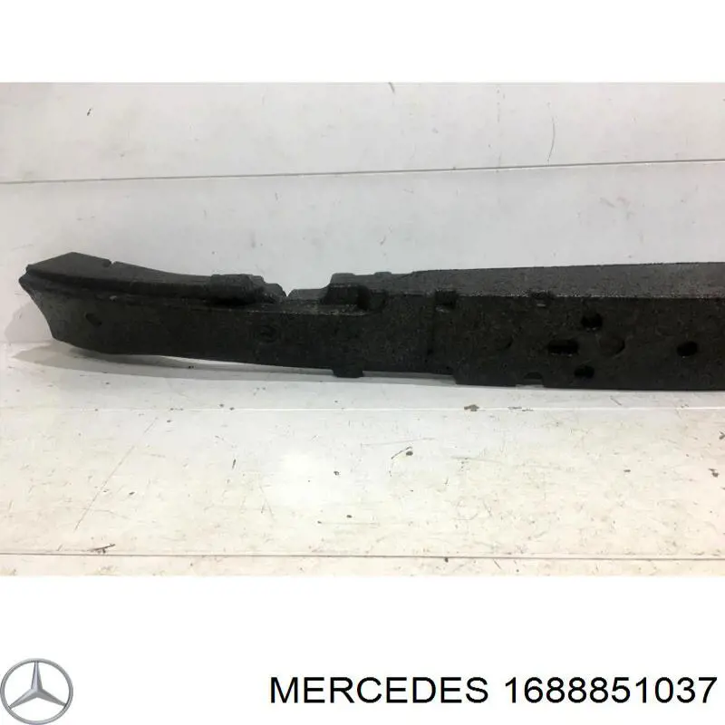A1688851037 Mercedes Наповнювач бампера переднього