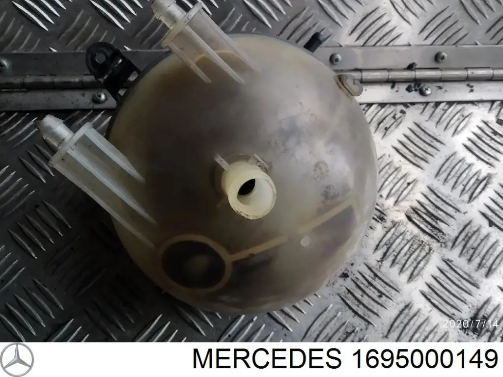 Бачок системи охолодження A169500014928 Mercedes