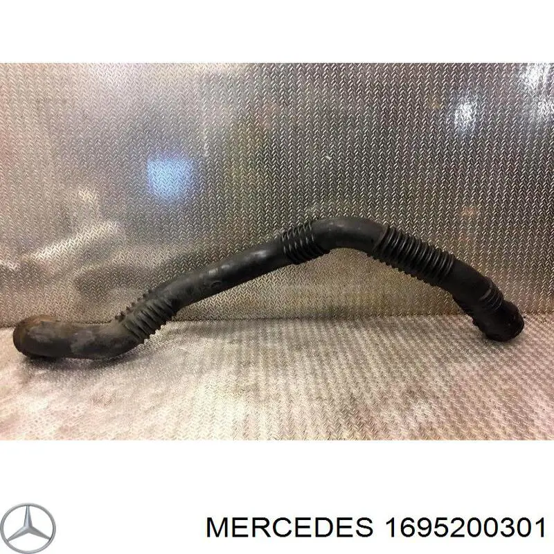 A1695200401 Mercedes Трубка, що нагнітається
