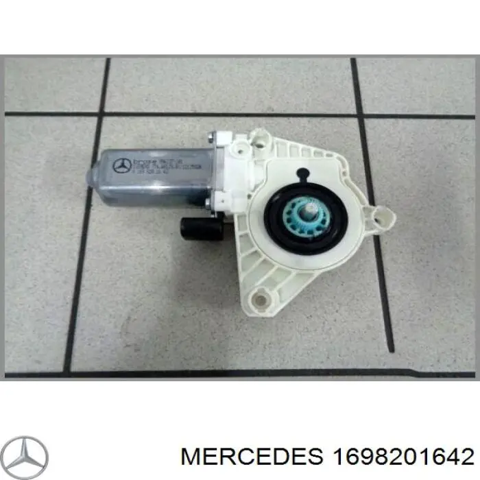 Купити A1697200279 Mercedes Двигун склопідіймача двері передньої, правої