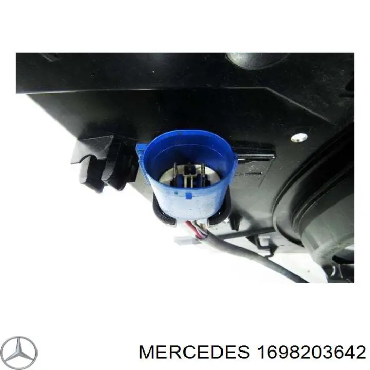 Двигун вентилятора системи охолодження Mercedes A169820364205