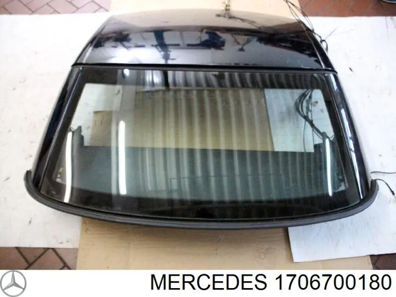 Купити A1706700180 Mercedes Скло заднє