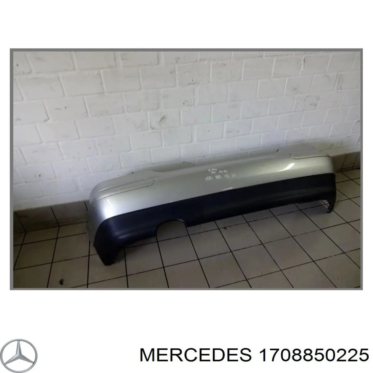 Бампер задній, нижня частина Mercedes A1708850225