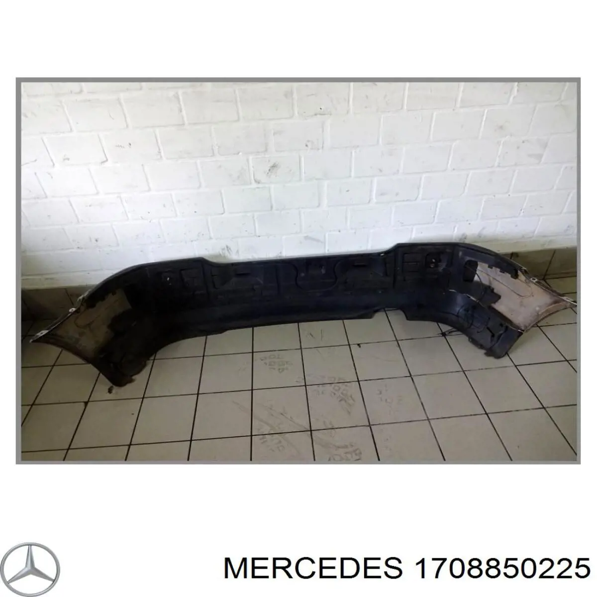 A1708850225 Mercedes Бампер задній, нижня частина