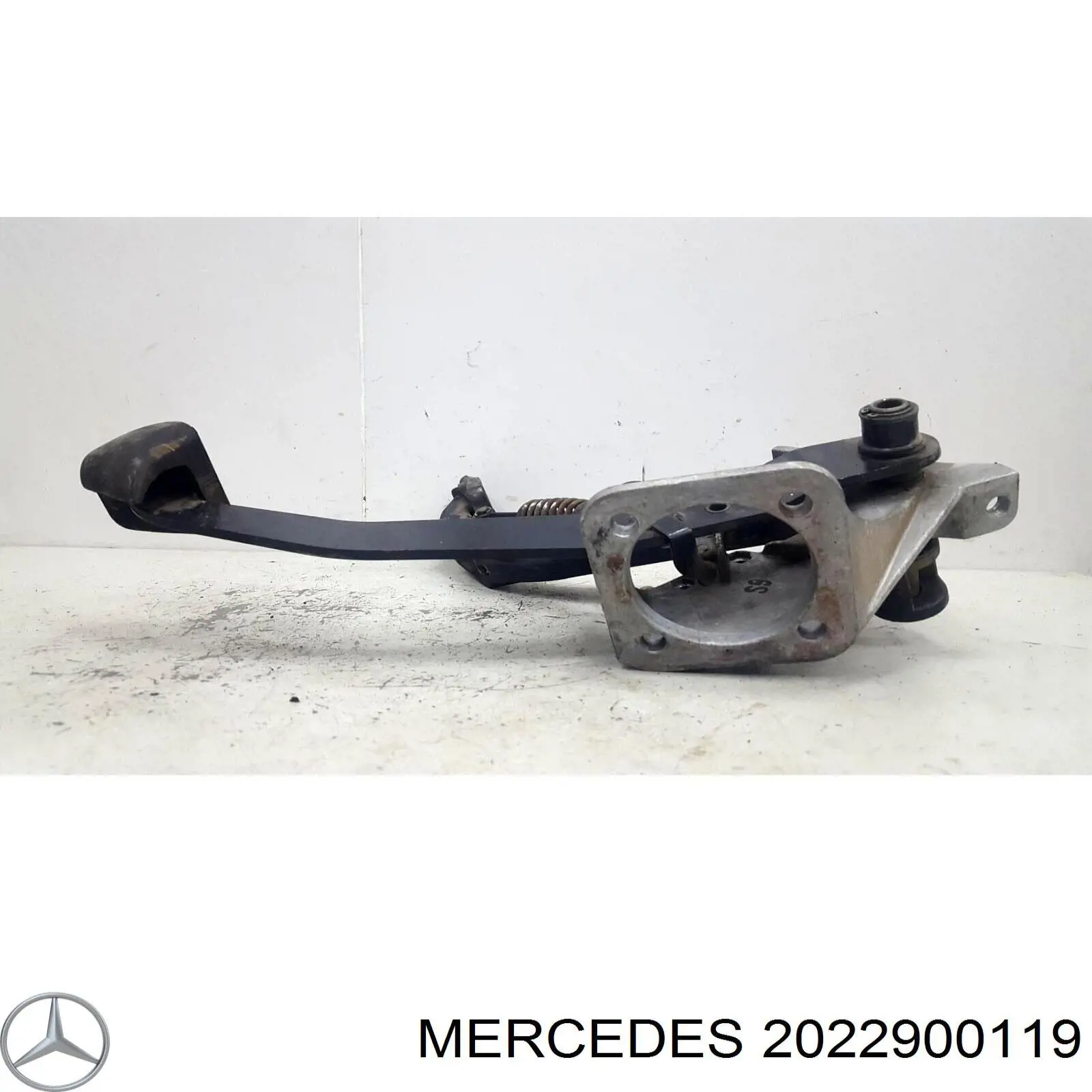 Купити A2102900519 Mercedes Кронштейн педалей, педальний вузол