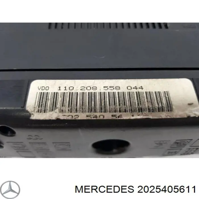 A2025405611 Mercedes приладова дошка-щиток приладів