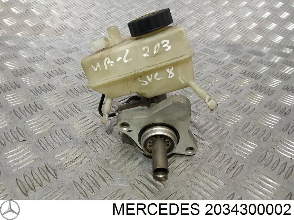 Бачок головного гальмівного циліндру (гальмівної рідини) на Mercedes C-Class (CL203)