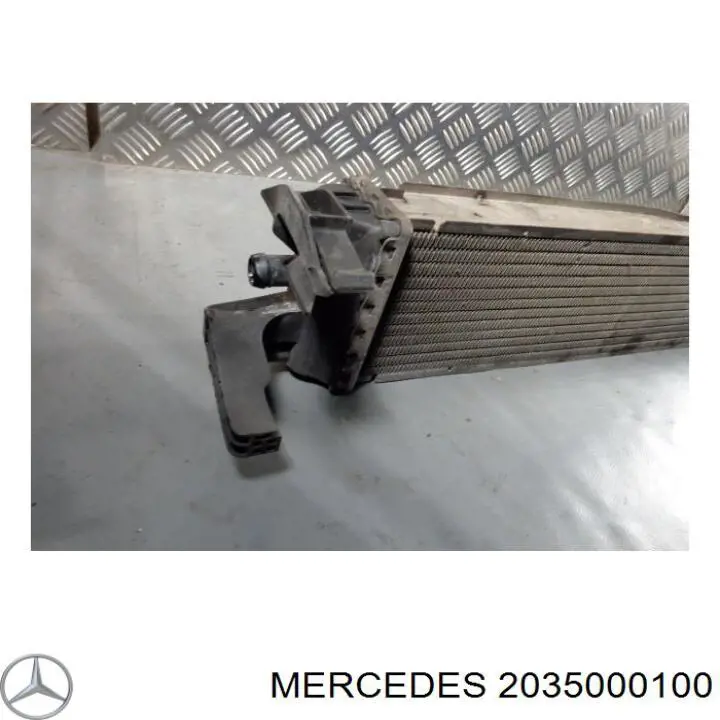 2035000100 Mercedes радіатор охолодження двигуна