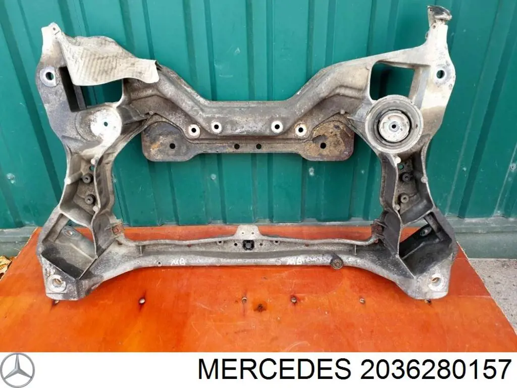 Купити A2036280157 Mercedes Підрамник передній