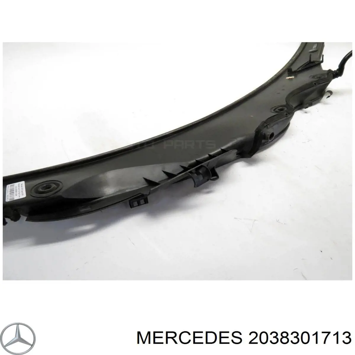 Водостік лобового скла, жабо Mercedes A2038300813 ціна, від 11.40 USD