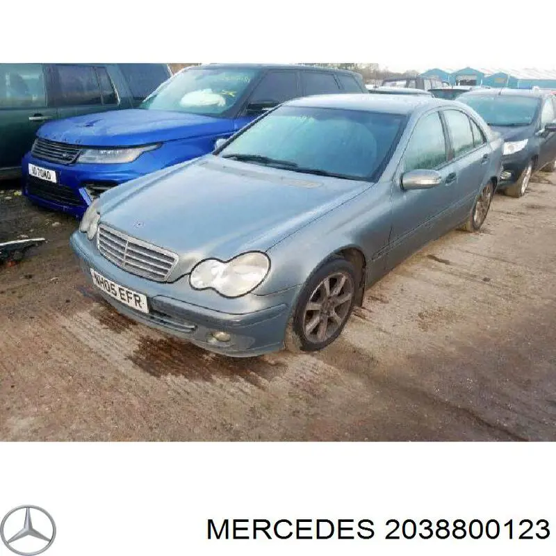 Решітка радіатора A20388001237D11 Mercedes