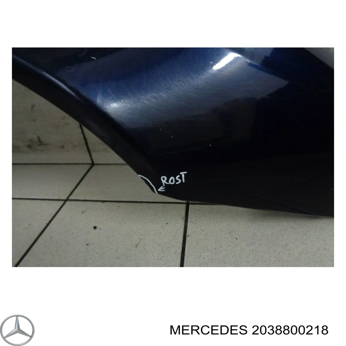 A203880021805 Mercedes Крило переднє праве
