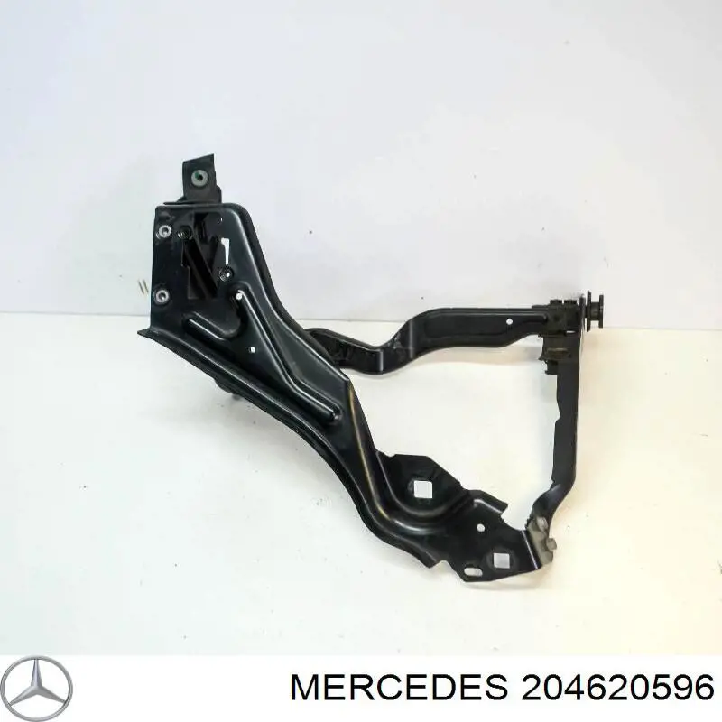 204620596 Mercedes 
