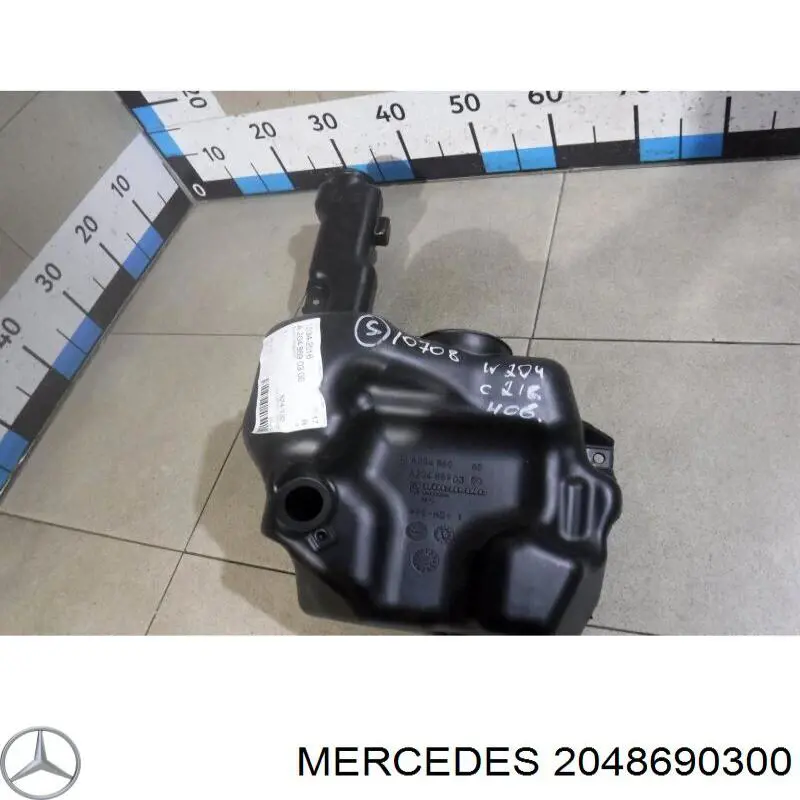A2048690300 Mercedes Бачок склоомивача