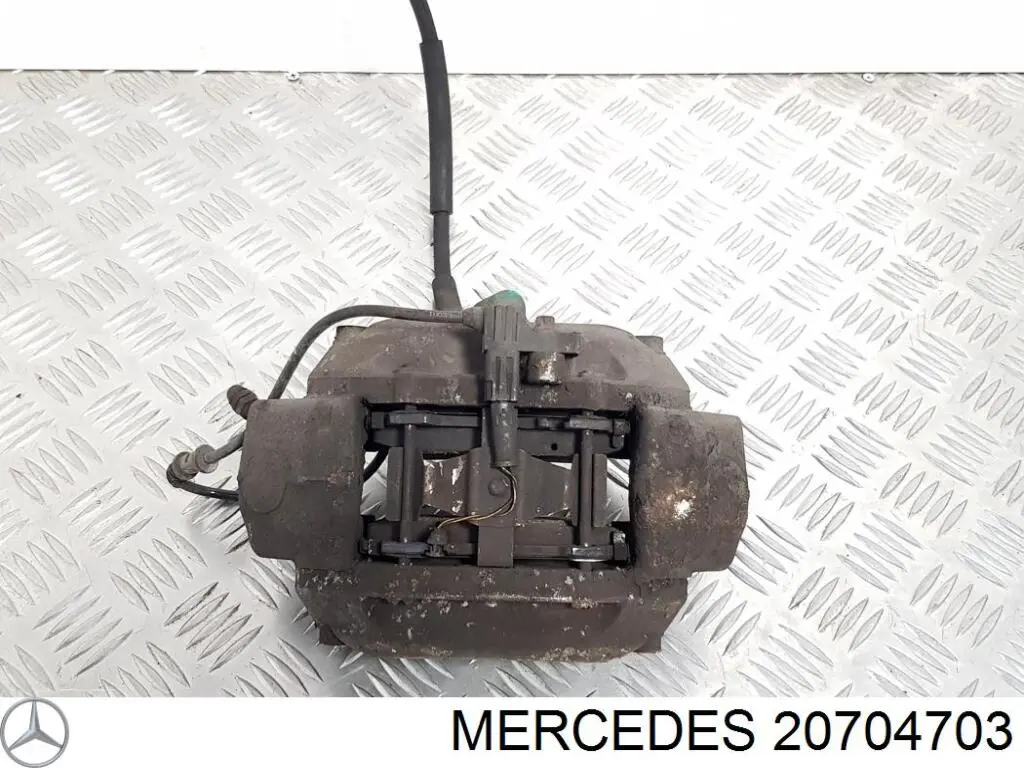 A20704703 Mercedes