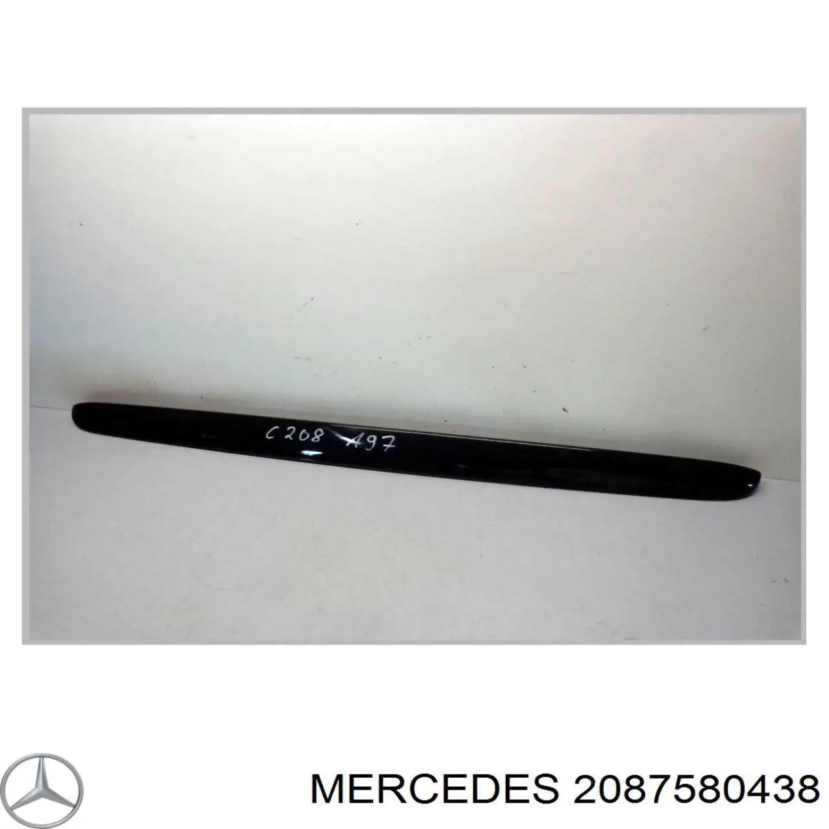 A2087580438 Mercedes Накладка на кришку багажника