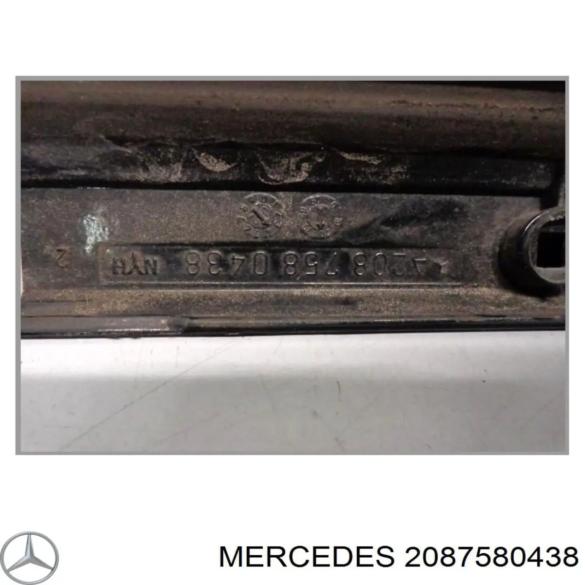 Накладка двері багажника Mercedes A2087580438 ціна, від 19.00 USD