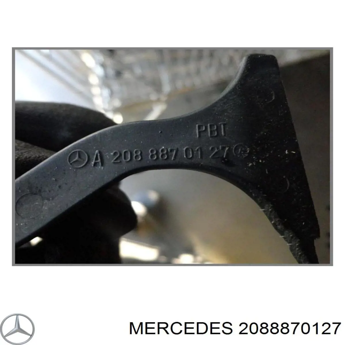Язичок відкривання капота на Mercedes CLK (C208)
