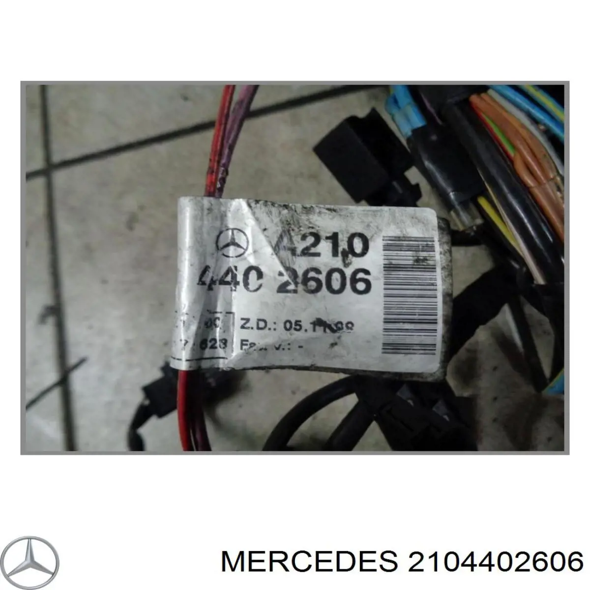 Джгут проводів моторного відсіку на Mercedes E-Class (W210)
