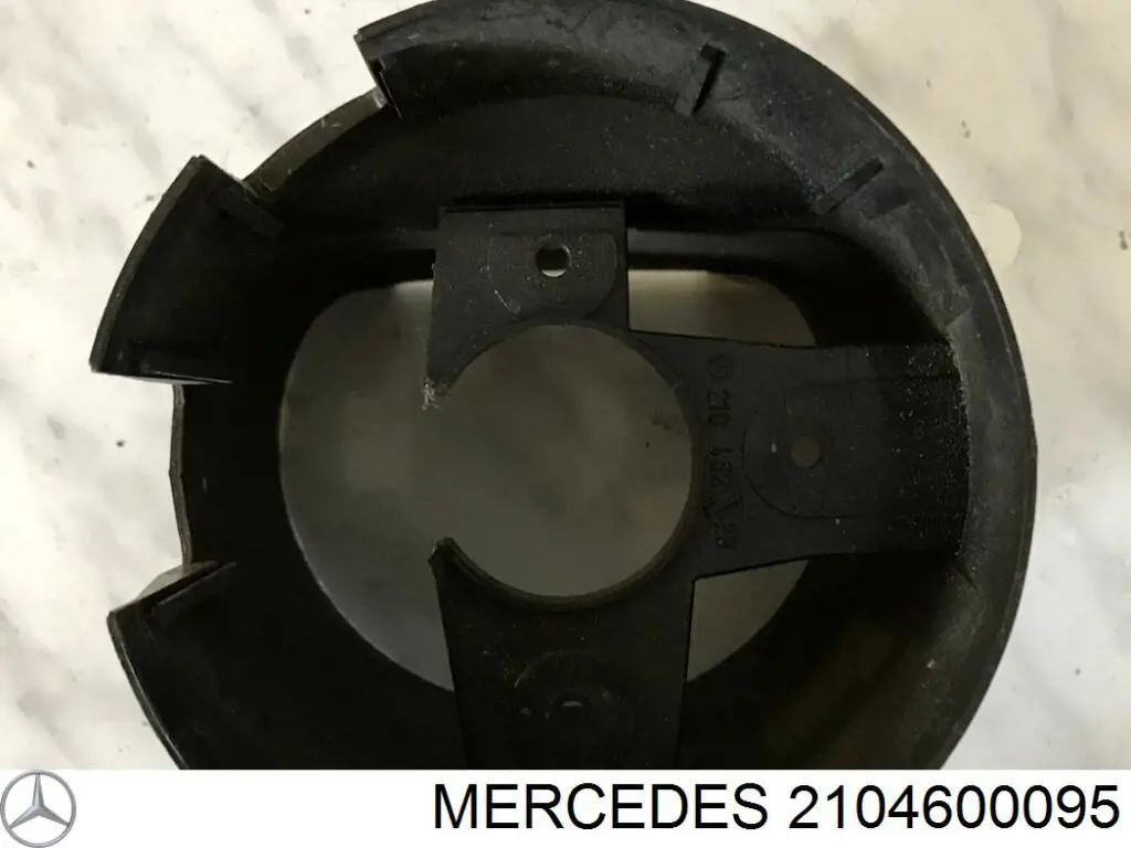 A2104600095 Mercedes Накладка рульової колонки