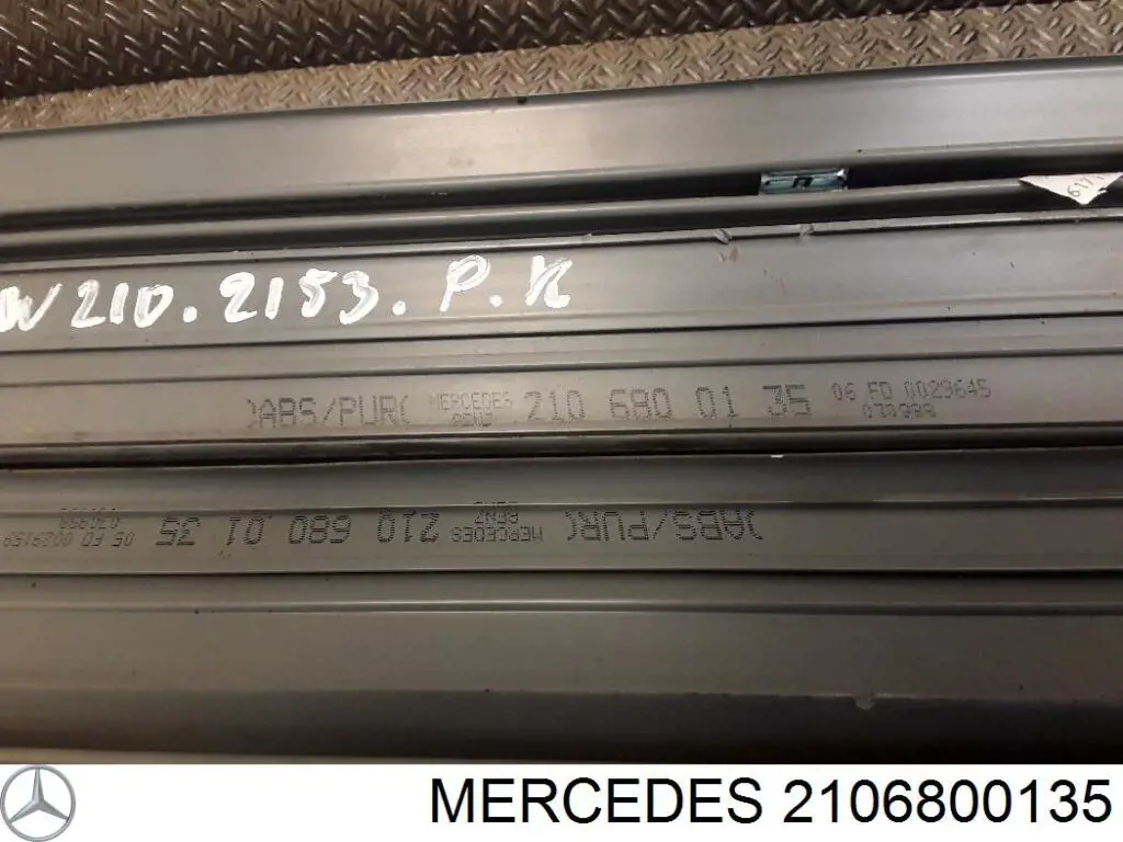 A2106800135 Mercedes 